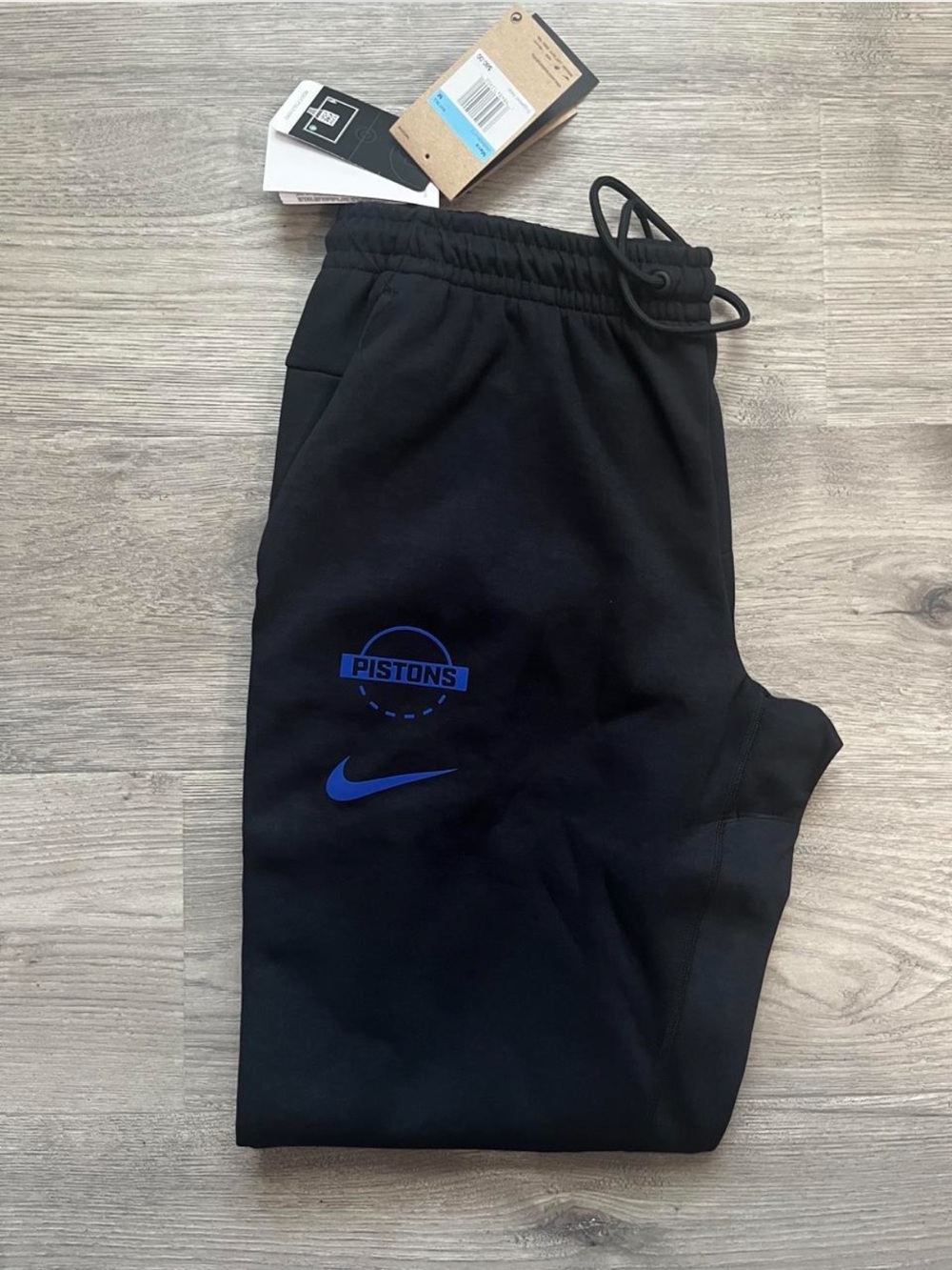 Nike Men’s Black & Blue Pistons Jogger Pants